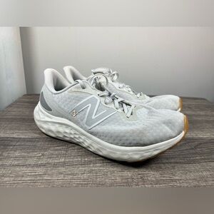 New Balance Women's Fresh Foam Arishi V4 running shoe Women Size 9.5